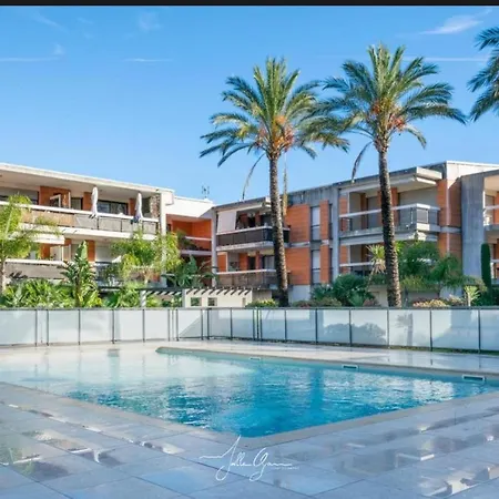Tabarly 4 Pers Ac Swimming Pool 2 Bedrooms *